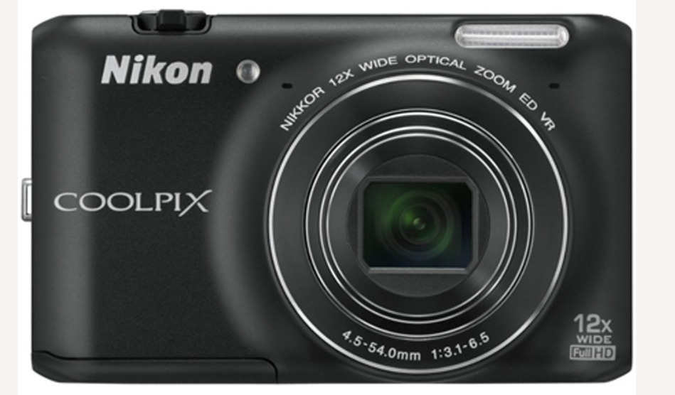 Nikon Digital-Kamera NEU -wurde nie verwendet- gegen Smartphone