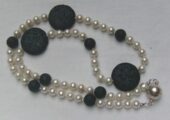 Perlen-Lavakete, Longkette, sportlich, chic und elegant