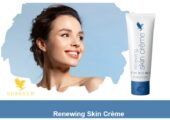 Die Lieblings-Anti-Aging-Lösung meiner Mutter: Forever Renewing Skin Crème mit Aloe Vera.