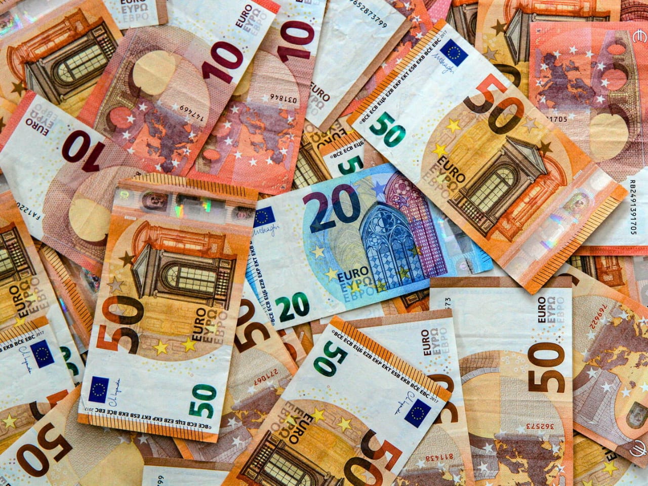 FINANZIERUNG, DIE AUF IHRE PROJEKTE ZUGEWÄHLT IST