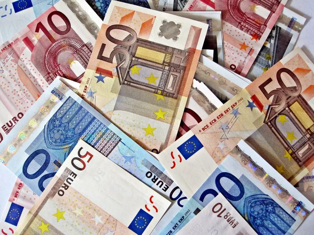 FINANZIERUNG, DIE AUF IHRE PROJEKTE ZUGEWÄHLT IST