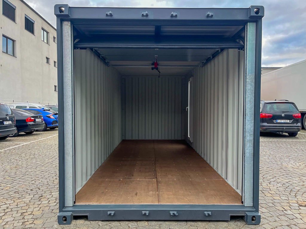 Garagencontainer 20 Fuß mit Sektionaltor – Garage ohne Fundament